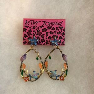 Betsey Johnson Beachy Earrings